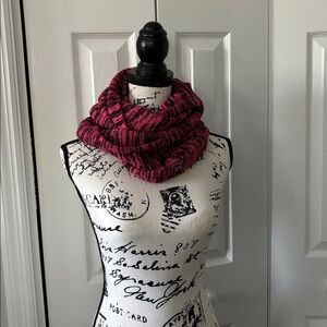PINK Victoria's Secret Pink and Black Infinity Scarf